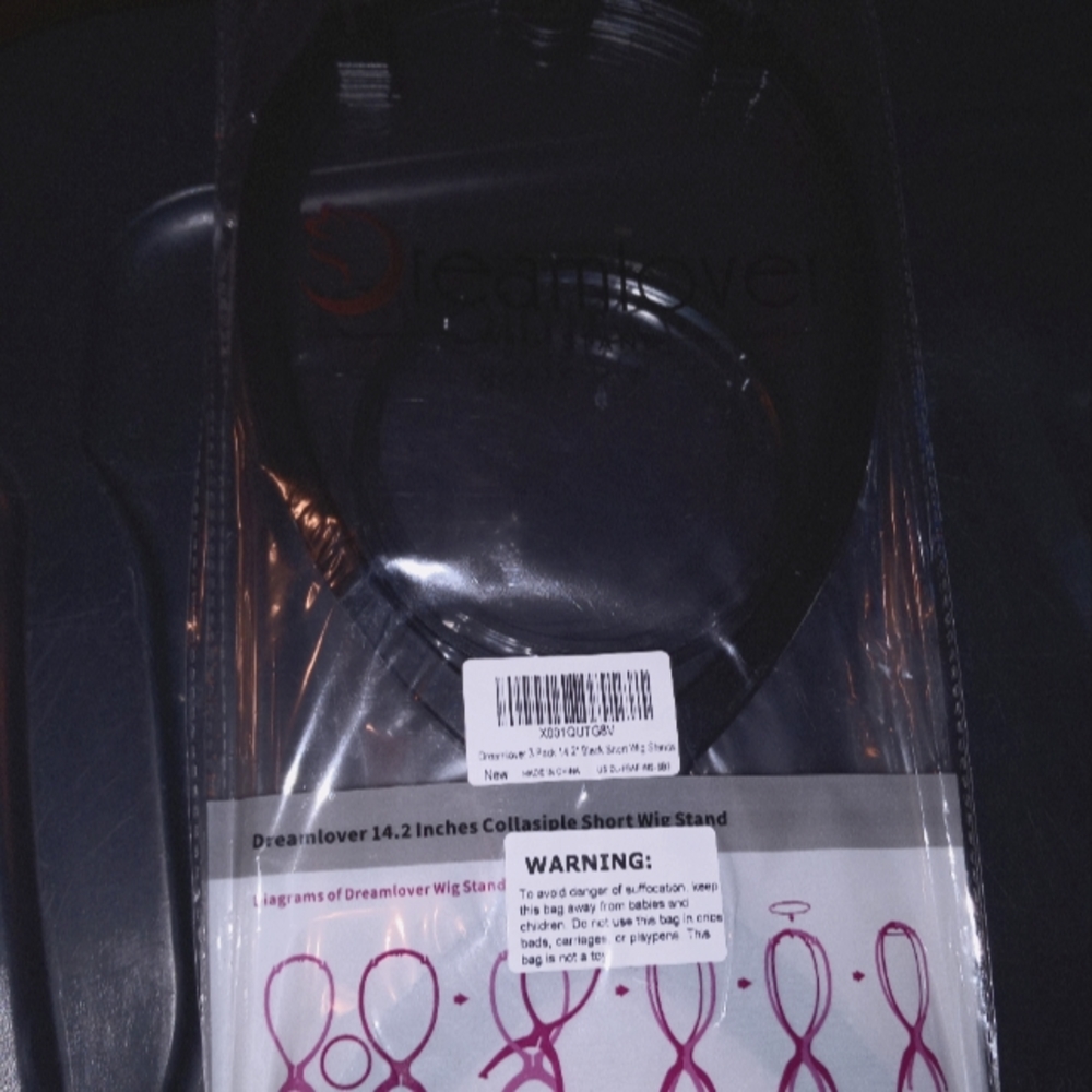 Wig stands (3)